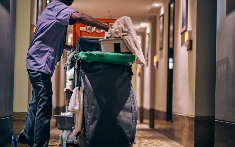 Cleaning pros and cons